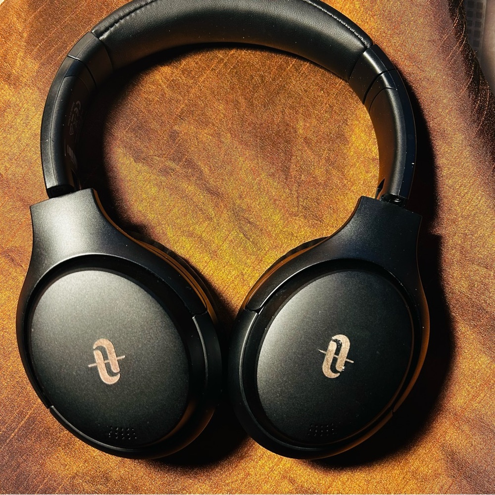 TaoTronics SoundSurge 90 Active Noise Cancelling wireless stereo Headphones